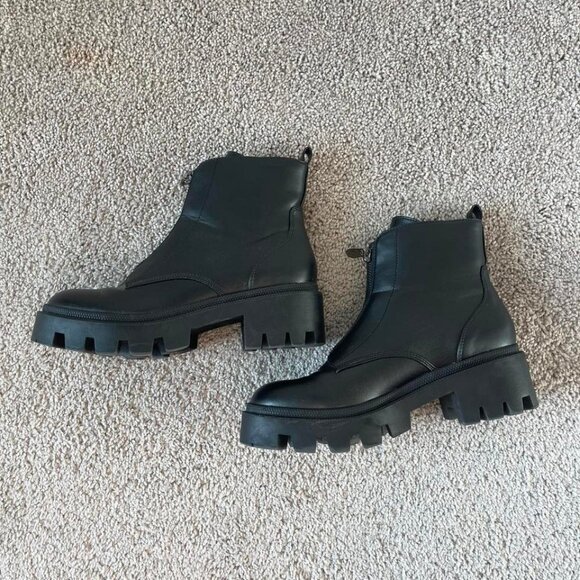 Marc Fisher Women's Zippa Heeled Chunky Chelsea Booties Size 6.5 - Picture 9 of 9